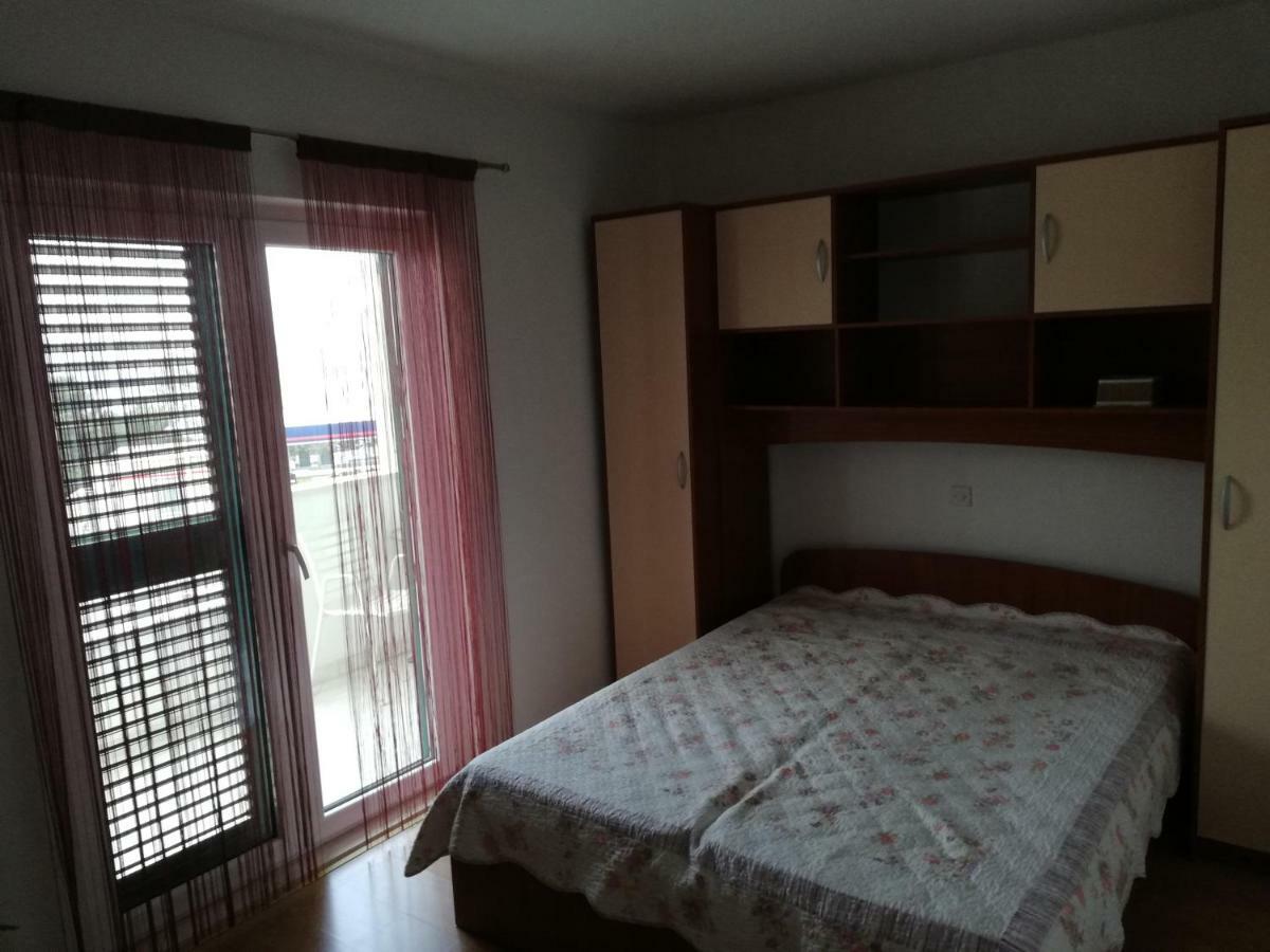 Apartmani Sabic A2 Plus1 Makarska Exteriör bild